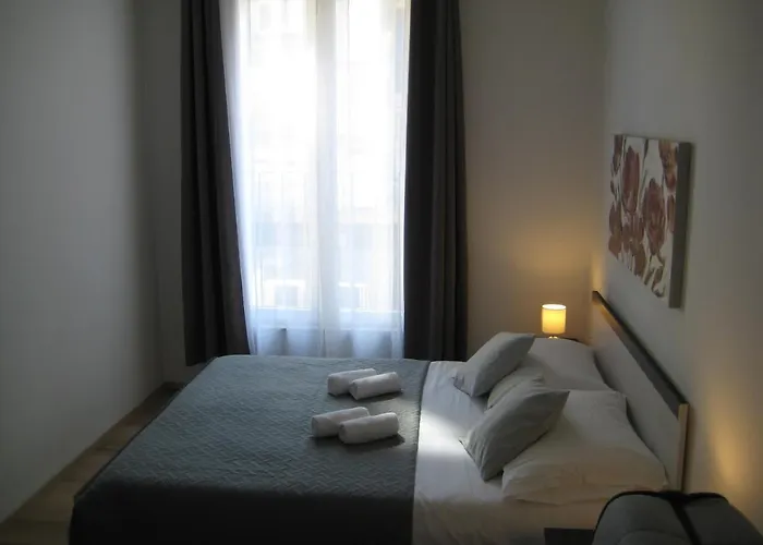 Peninsula Apartment