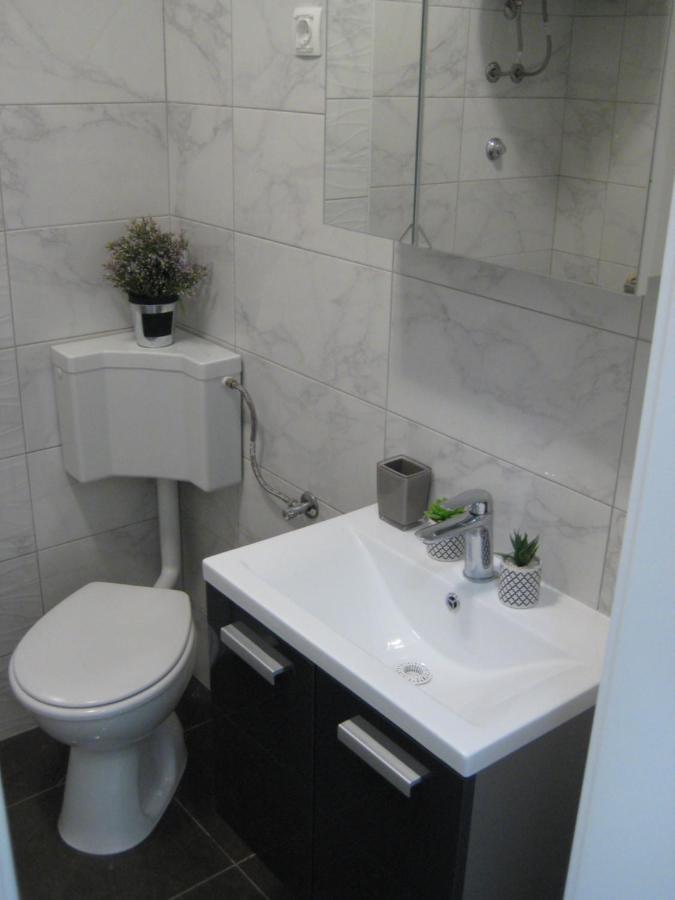 Peninsula Apartment *